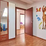 In With Terrace, Air Conditioning, Wifi, Washing Machine 4215-1 Апартаменты