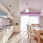 In With Terrace, Air Conditioning, Wifi, Washing Machine 4215-1 Апартаменты Трогир