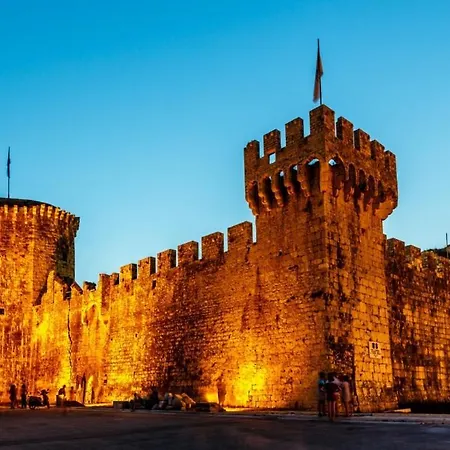 شقة In With Terrace, Air Conditioning, Wifi, Washing Machine 4215-1