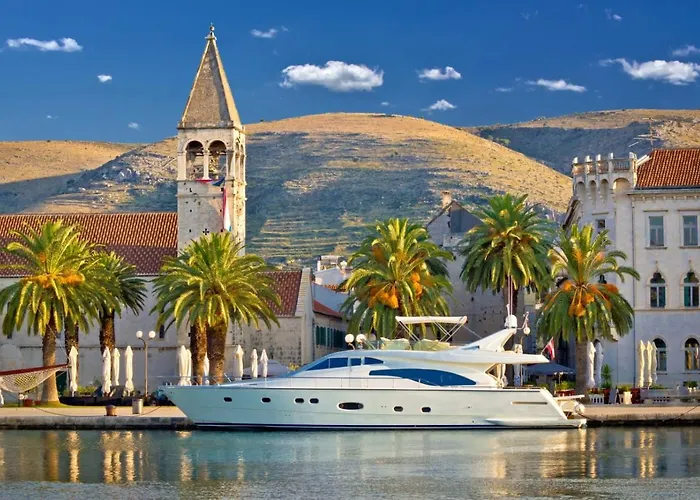 In With Terrace, Air Conditioning, Wifi, Washing Machine 4215-1 * Trogir